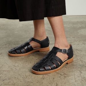 Everlane The Leather Fisherman Sandal